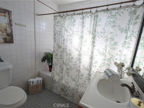 3854 Arlington Avenue, Los Angeles CA 90008