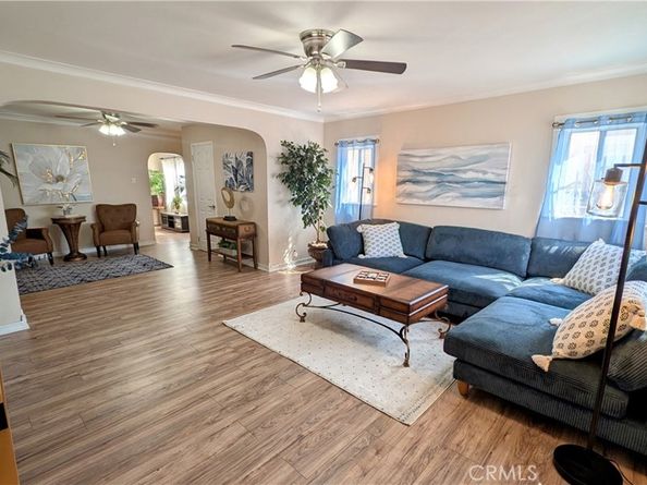 3854 Arlington Avenue, Los Angeles CA 90008