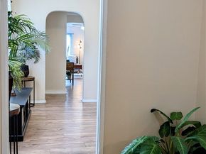 3854 Arlington Avenue, Los Angeles CA 90008