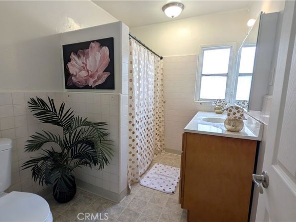 3854 Arlington Avenue, Los Angeles CA 90008