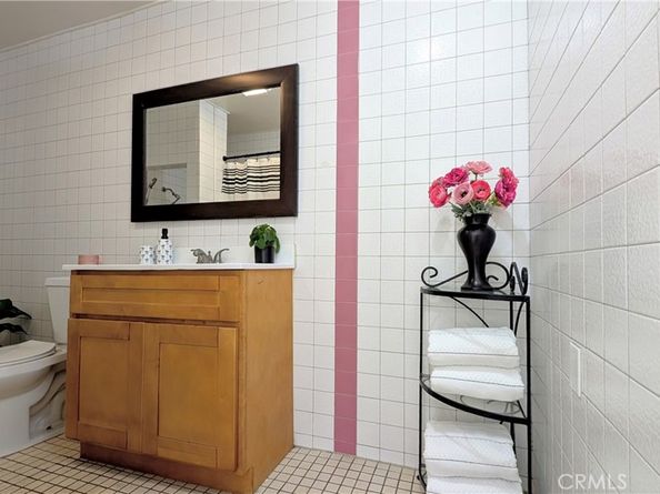 3854 Arlington Avenue, Los Angeles CA 90008