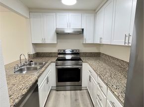 435 S Virgil Avenue 209, Los Angeles CA 90020