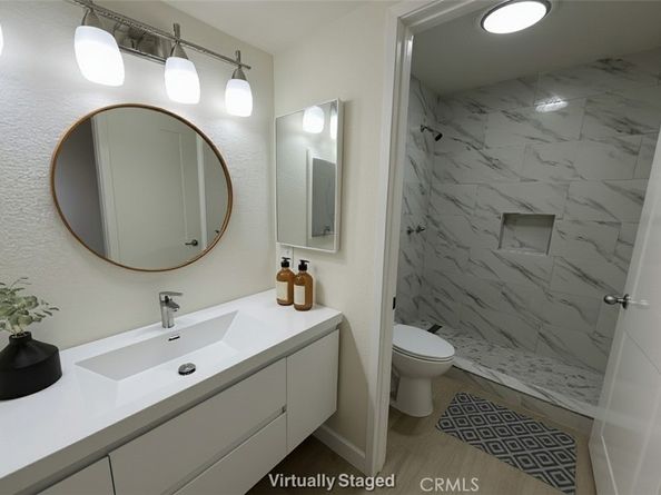 435 S Virgil Avenue 209, Los Angeles CA 90020