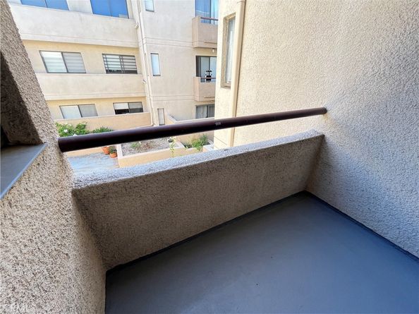 435 S Virgil Avenue 209, Los Angeles CA 90020