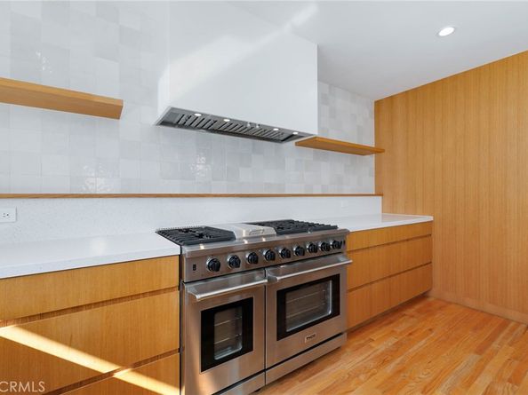 4676 Arriba Drive, Tarzana CA 91356