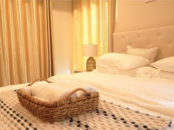 1598 Long Beach 201, Long Beach CA 90813