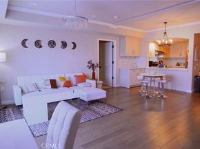 1598 Long Beach 201, Long Beach CA 90813