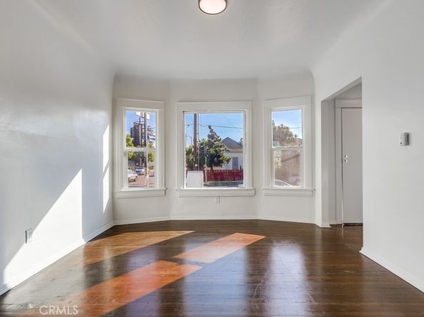 1291 E 40th, Los Angeles CA 90011