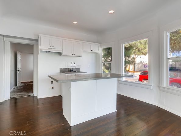 1291 E 40th, Los Angeles CA 90011