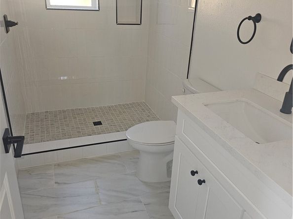 1291 E 40th, Los Angeles CA 90011