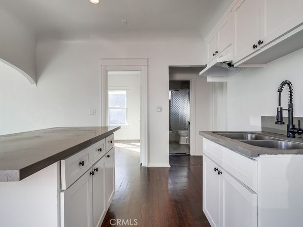 1291 E 40th, Los Angeles CA 90011