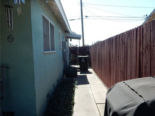 3361 W Thornton, Anaheim CA 92804