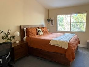 2737 Dietrich, Tustin CA 92782