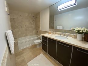 35 N Raymond Avenue N 211, Pasadena CA 91103