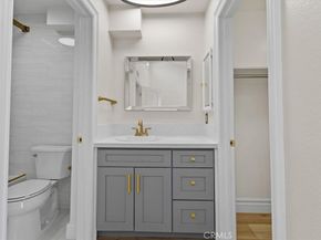 5727 Etiwanda 3, Tarzana CA 91364