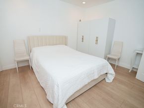 15500 Chatsworth, San Fernando CA 91345