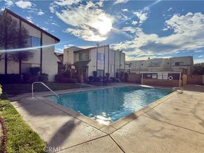 9525 Sylmar 2, Panorama City CA 91402