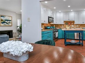 14529 Weddington 103, Sherman Oaks CA 91411