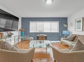 6640 Darby Avenue, Reseda CA 91335