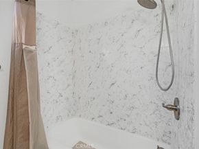 6640 Darby Avenue, Reseda CA 91335