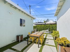 223 Chestnut Avenue, Los Angeles CA 90042