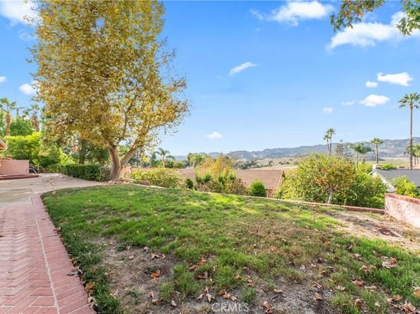 8610 Delmonico Avenue, West Hills CA 91304