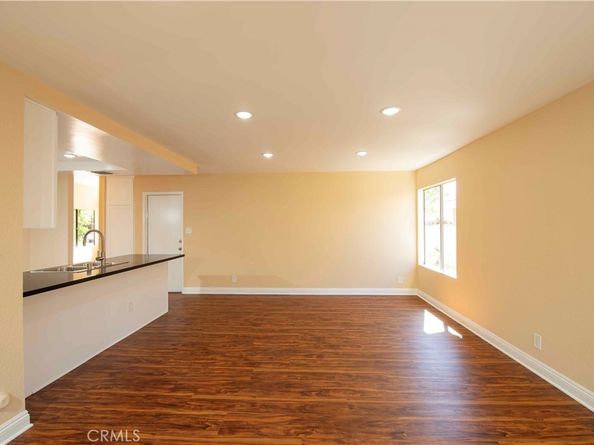 10065 Hillview, Chatsworth CA 91311