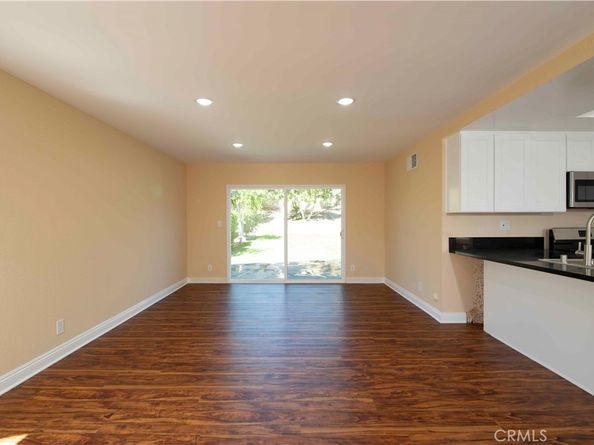 10065 Hillview, Chatsworth CA 91311