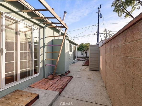 2512 Lesserman, Torrance CA 90503