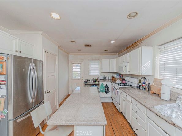 4646 Farmdale Avenue, North Hollywood CA 91602