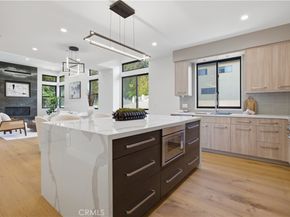 2005 Mathews C, Redondo Beach CA 90278