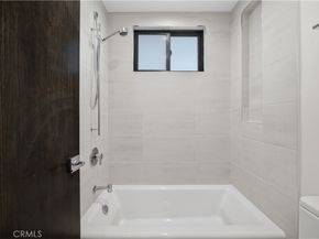 2005 Mathews C, Redondo Beach CA 90278