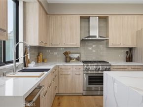 2005 Mathews C, Redondo Beach CA 90278