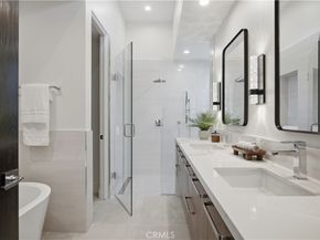 2005 Mathews C, Redondo Beach CA 90278