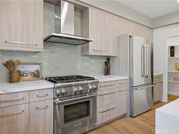 2005 Mathews C, Redondo Beach CA 90278