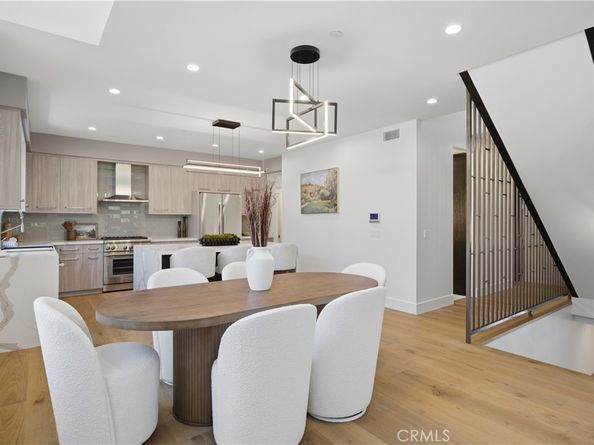 2005 Mathews C, Redondo Beach CA 90278