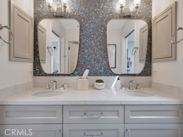 2001 Agnes Rd, Manhattan Beach CA 90266