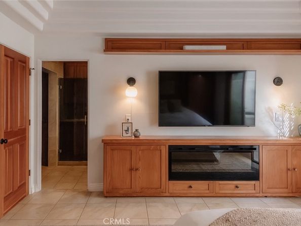 716 Manhattan Beach Blvd, Manhattan Beach CA 90266