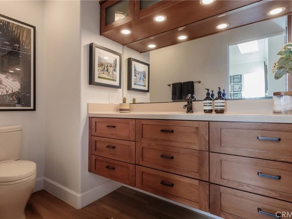 716 Manhattan Beach Blvd, Manhattan Beach CA 90266