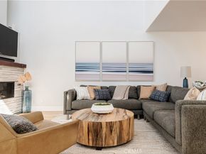 716 Manhattan Beach Blvd, Manhattan Beach CA 90266