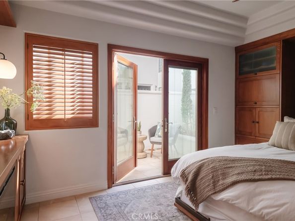 716 Manhattan Beach Blvd, Manhattan Beach CA 90266