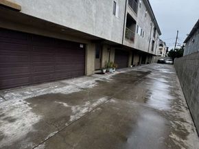 1611 W 208th 3, Torrance CA 90501