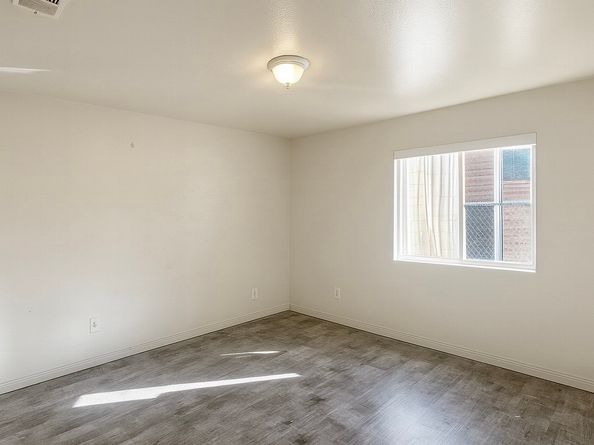 1049 Sanford Avenue, Wilmington CA 90744