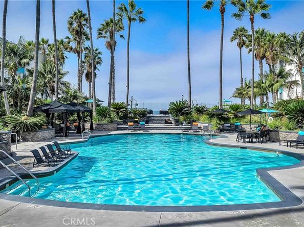 640 The Village 201, Redondo Beach CA 90277