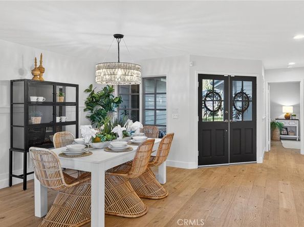 18 Malaga Place East E, Manhattan Beach CA 90266