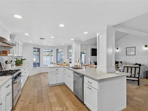 18 Malaga Place East E, Manhattan Beach CA 90266