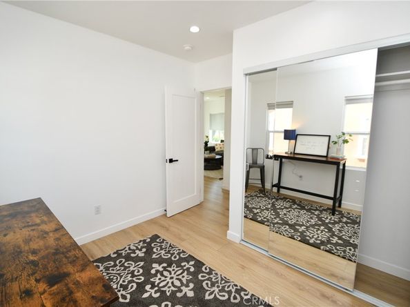 935 E Fairview Boulevard, Inglewood CA 90302
