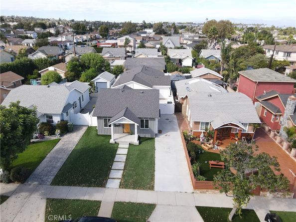 935 E Fairview Boulevard, Inglewood CA 90302