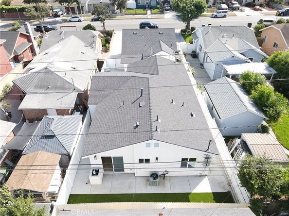 935 E Fairview Boulevard, Inglewood CA 90302