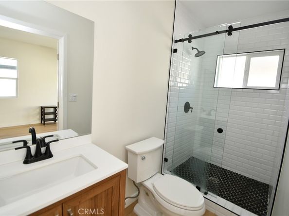 935 E Fairview Boulevard, Inglewood CA 90302